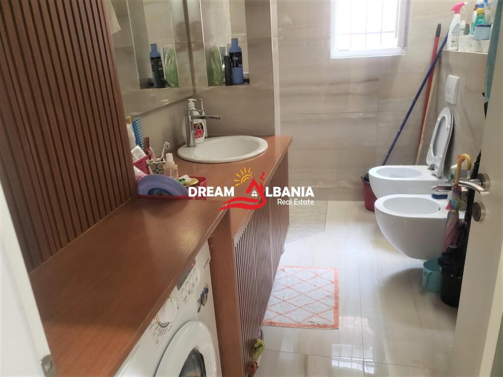 Appartamento 3+1 in vendita in via Budi vicino all'Ambasciata Americana a Tirana (ID 4139100)