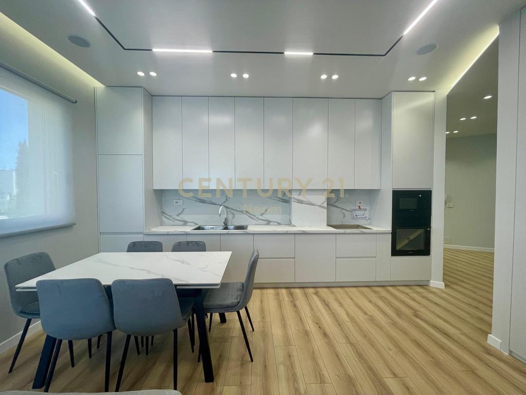 RENT, PREMIUM APARTMENT 2+1+2+YARD with PARKING SPACE RENT, PREMIUM APARTMENT 2+1+2+YARD with PARKING SPACE  Neom110220