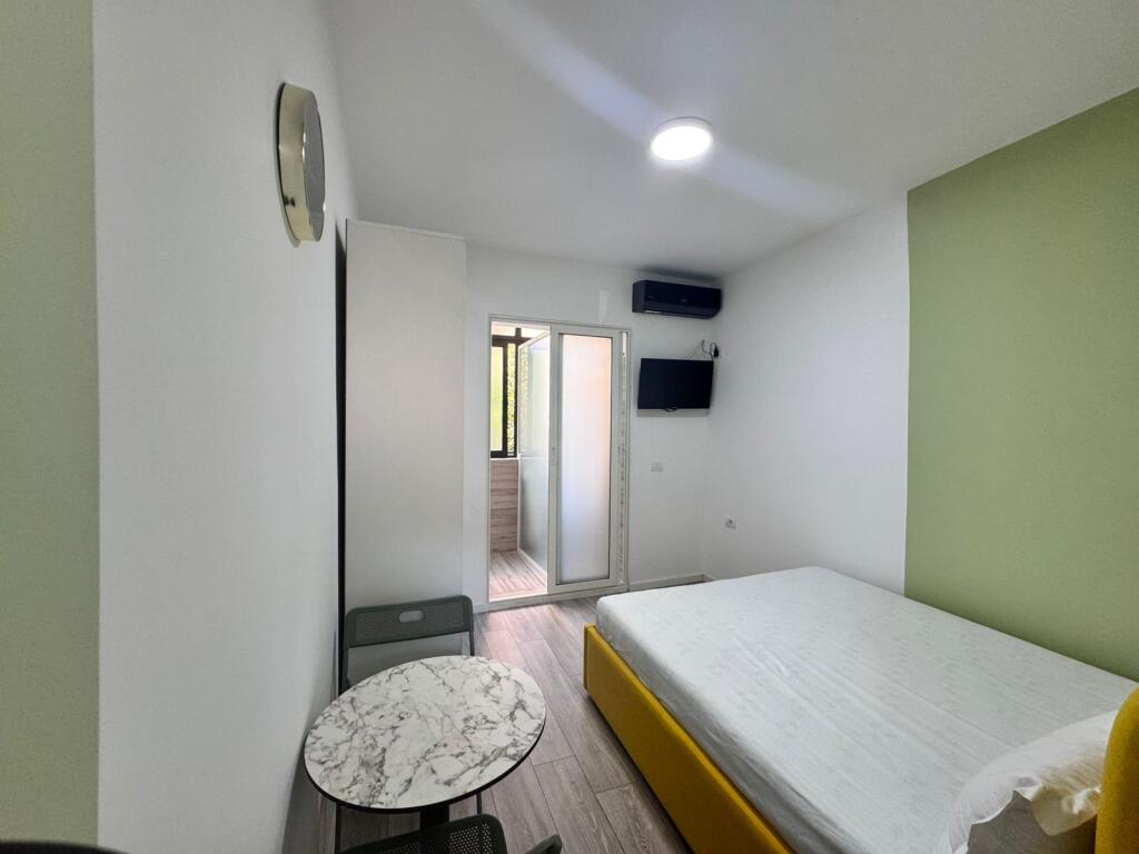 Studio apartment for rent, near the Guard.