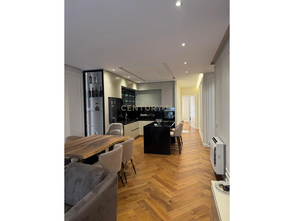 🏡 Ideal for those seeking comfort, security, and luxury living in a well-managed residence.