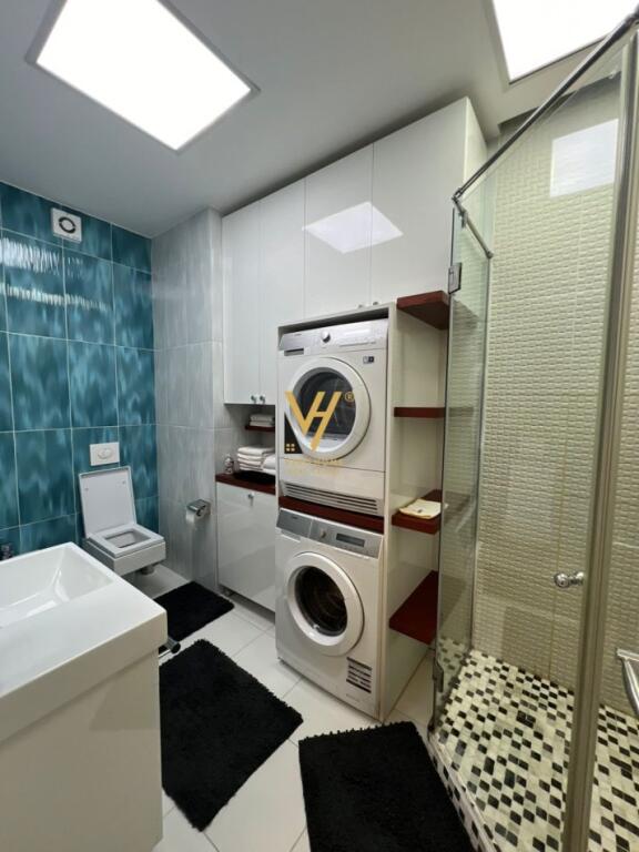 APPARTAMENTO DI LUSSO IN VENDITA 2+1+BALCONE PRESSO AMBASCIATORE 3, STADIO AIR ALBANIA 455.000 EURO
