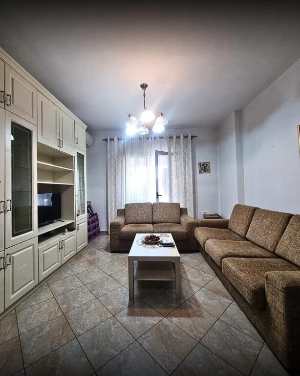 APARTAMENT 1+1 PËR QIRA  Pas KESH – Vasil Shanto