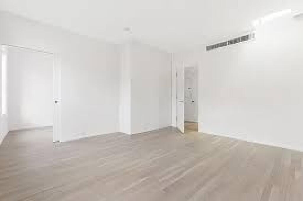 Office for Rent 2+1 at Garden Building Complex (ID BZ2660) Tirana