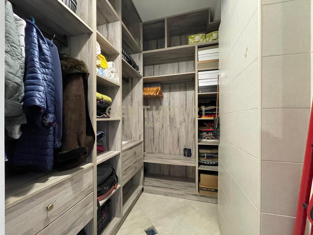 🏠 For Rent: 2+1 Apartment at Liqeni i Thatë – 4th Floor, New Building with Elevator