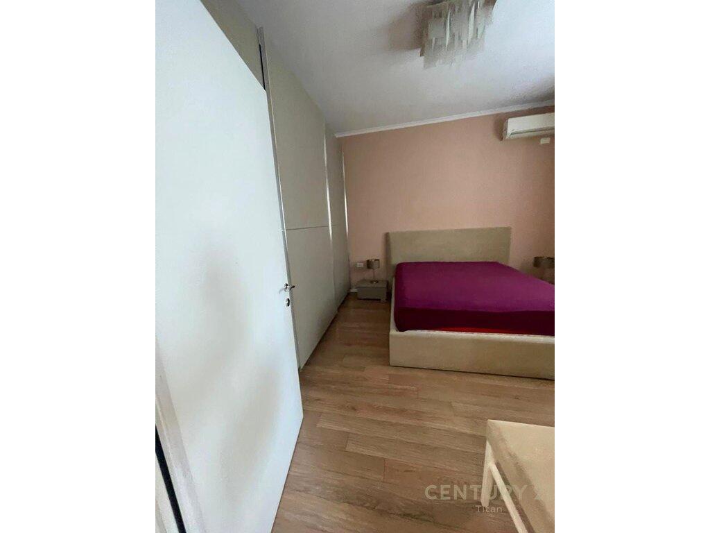 Apartment 1+1 for rent on "Mine Peza" Street !