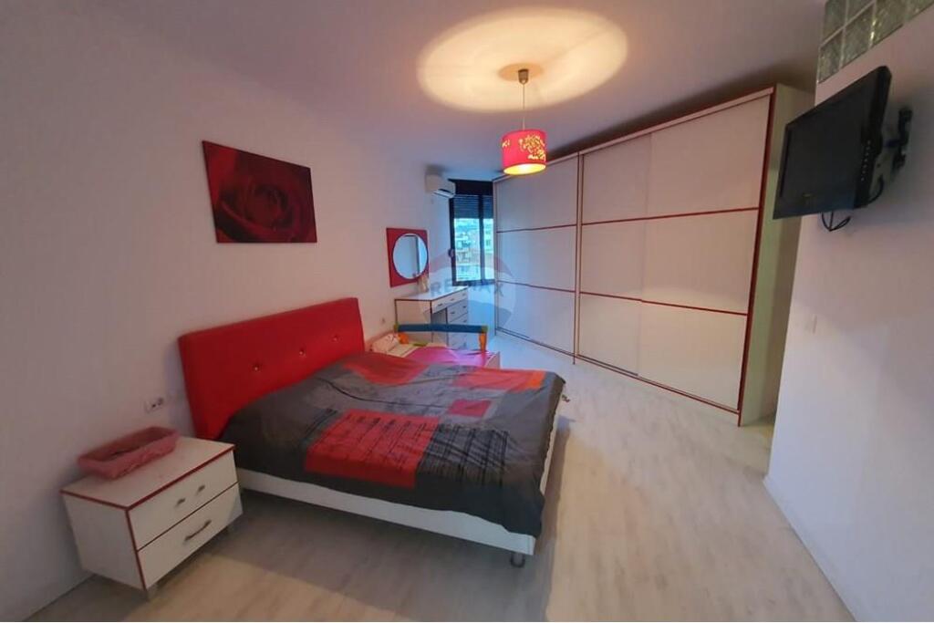 Apartment 3+1 for rent, Bill Clinton Street!