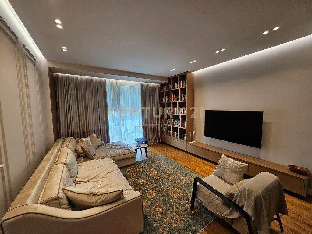🌿 3-Bedroom Apartment + 2 Bathrooms + 2 Parking Spaces for Sale – Forest Residence