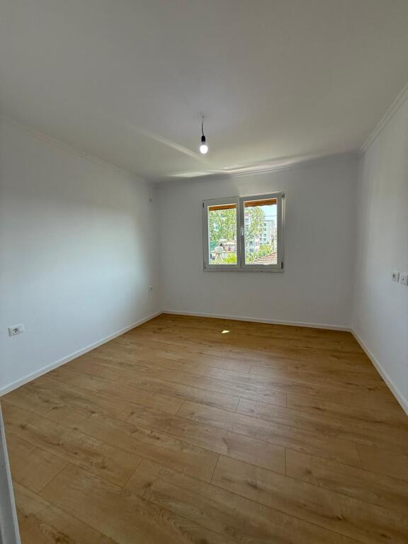 Shitet 2+1 - Ali Dem - 72m²