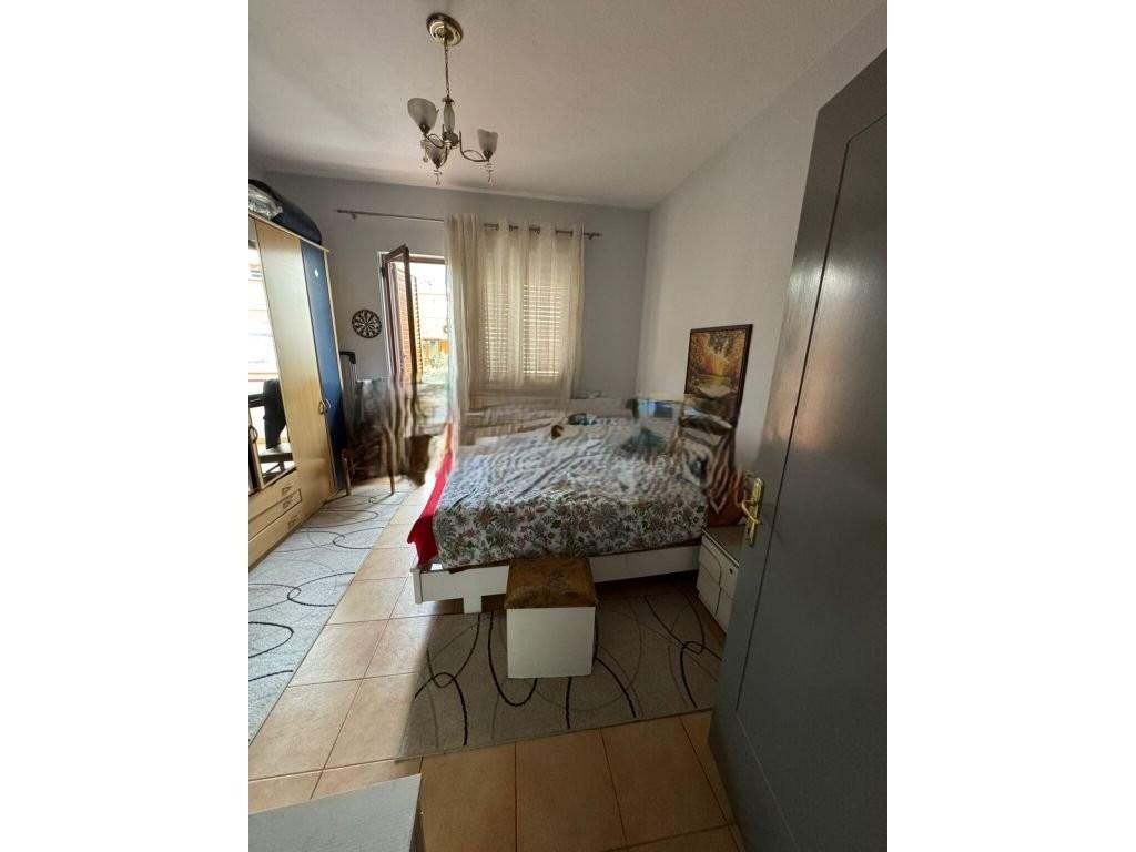 APARTAMENT 2+1+2+2 BALLKONE PER SHITJE PRANE INSTITUTIT TE FIZIKES BERTHAMORE !! 116,000 €