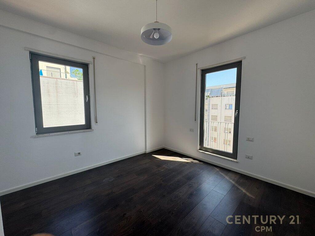 Apartment For Rent At Tower Bridge 2