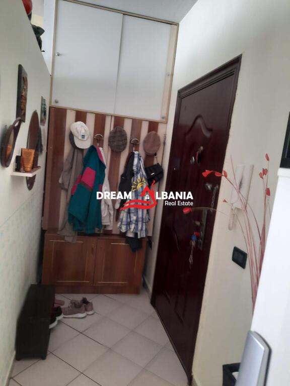 Apartament 2+1 ne Shitje ne Yzberisht, prane Big Market (Buze Rruge) (ID 41212025)