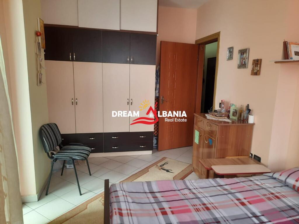 Apartament 2+1 ne Shitje ne Yzberisht, prane Big Market (Buze Rruge) (ID 41212025)