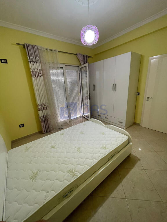 Apartment 2+1 for rent in Kamez