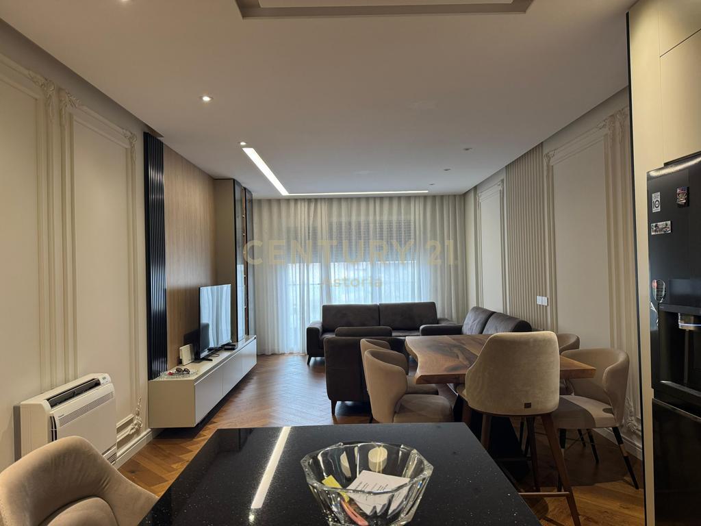 🏡 Ideal for those seeking comfort, security, and luxury living in a well-managed residence.