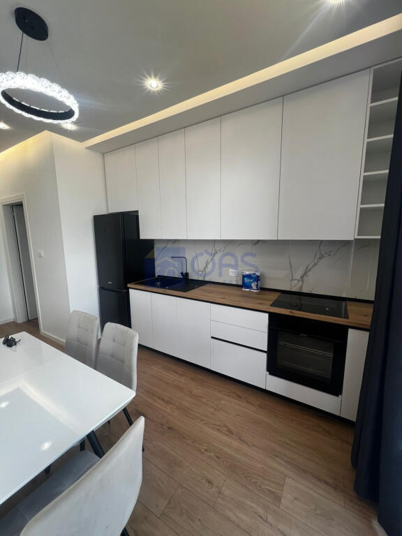 Super 1+1 apartment for rent at Bulevardi i Ri