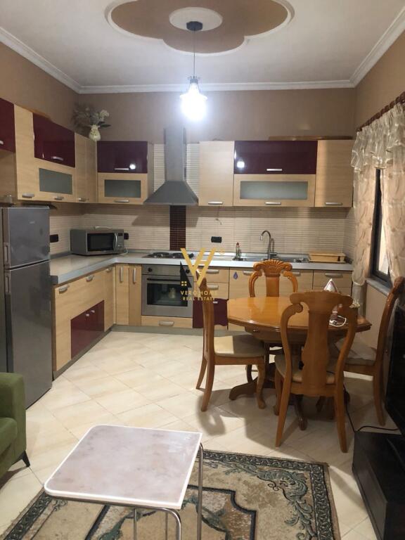 AFFITTASI APPARTAMENTO 1+1+BLK VICINO ALLA MEDRESEJA 500 EURO