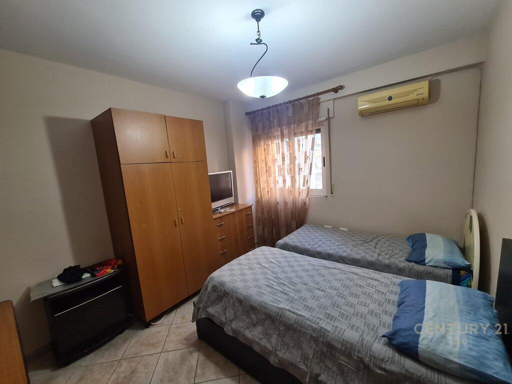 APPARTAMENTO 2+1+2 IN AFFITTO | MUNICIPIO DI PARIGI