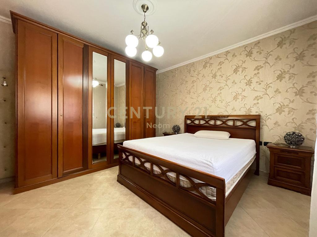 FOR RENT APARTMENT 3+1+2 IN THE PARIS COMMUNE!