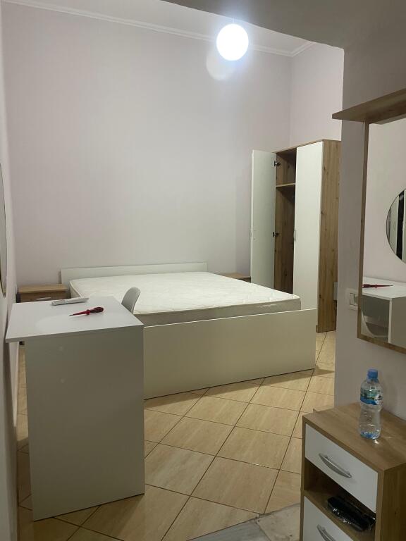 MONOLOCALE IN AFFITTO 38 M2 5 MAGGIO 350 EURO