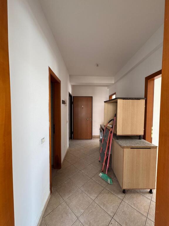 Apartment 2+1 for Sale Unaza e Re, Astir