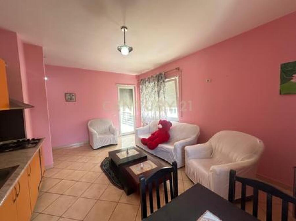 🏡 2-Bedroom Apartment for Rent | Near Big Market, Fresku – Tirana