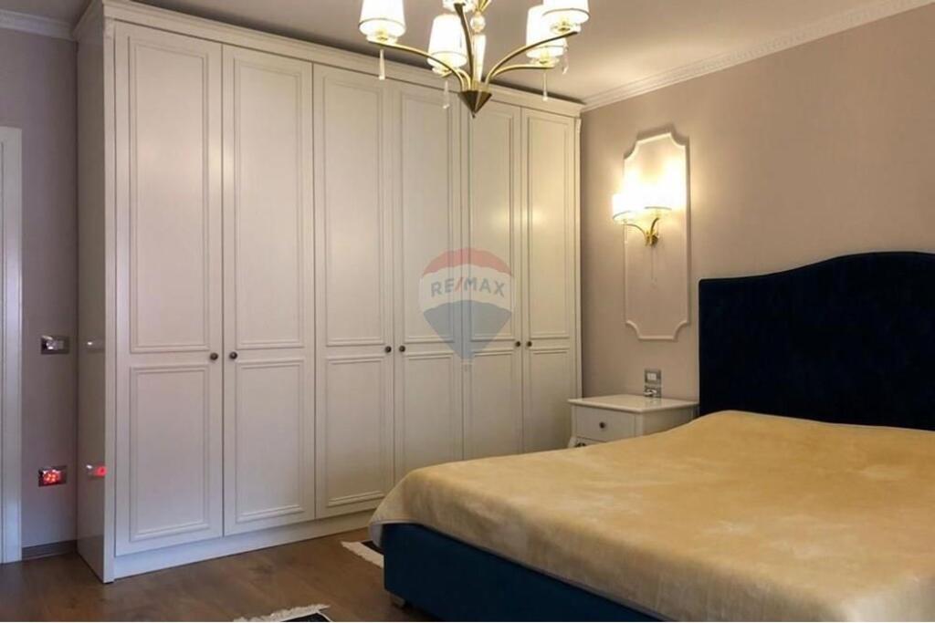 SHITET APARTAMENT 2+1+2 NE FRESK