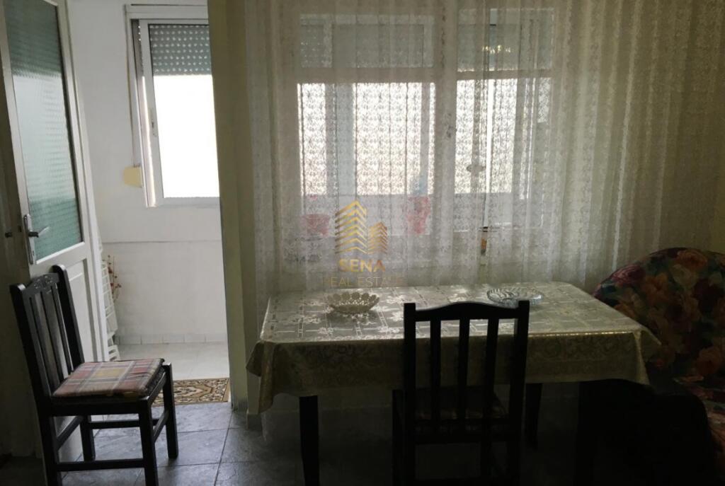 Affitto, Appartamento, 1+1, Via Bardhyl, 350 Euro