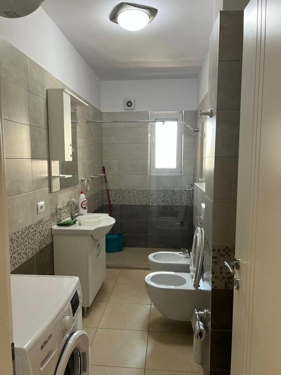 Apartament me qira 1+1 tek Rruga e Kavajes