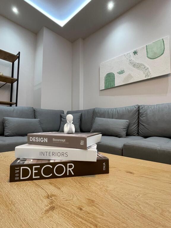 Apartament 2+1+2 rruga e kavajes