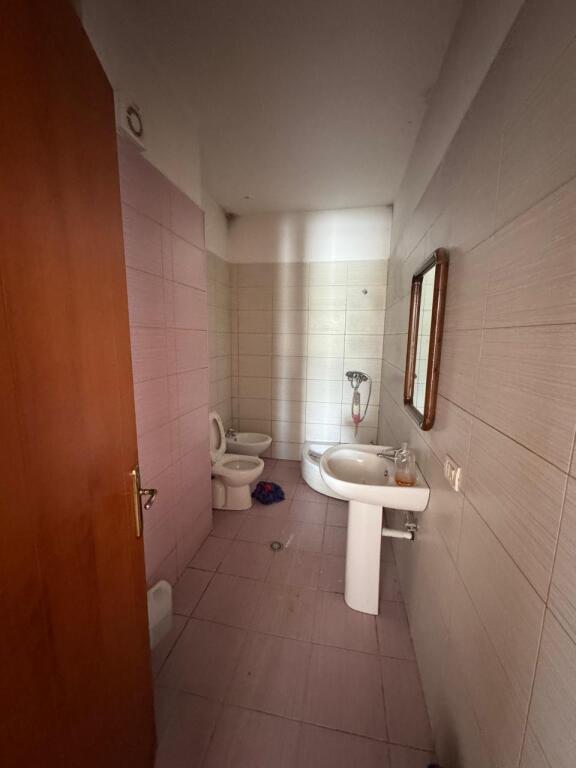 Apartment 2+1 for Sale Unaza e Re, Astir