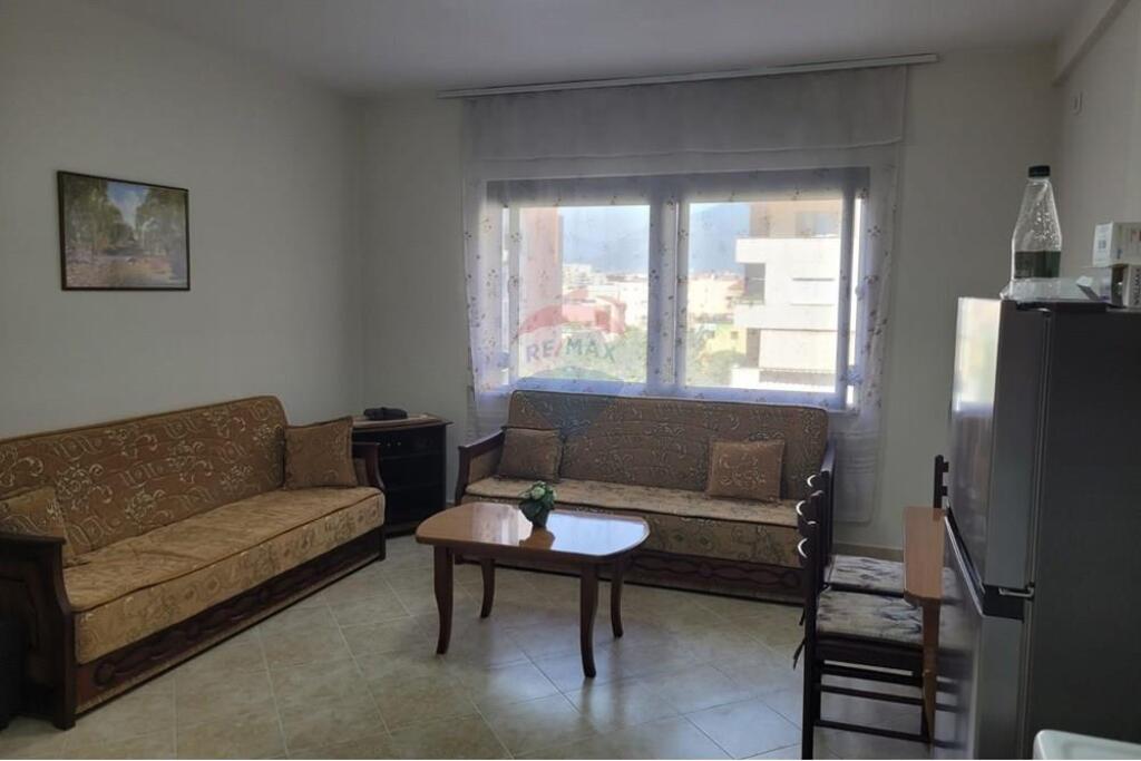 Jepet me qira apartament 1+1 ne Yzberisht !