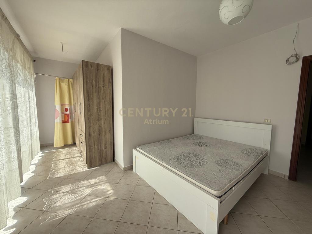 🏡 Apartament 2+1 me Qira | Ish-Dogana – Tiranë