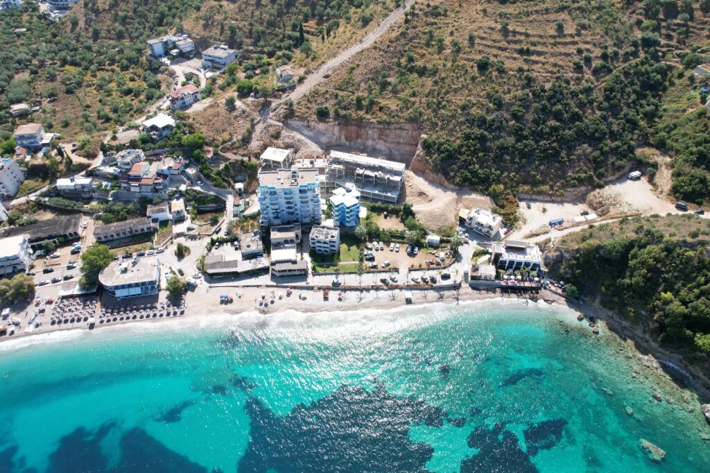 Appartamento In Vendita A Himare