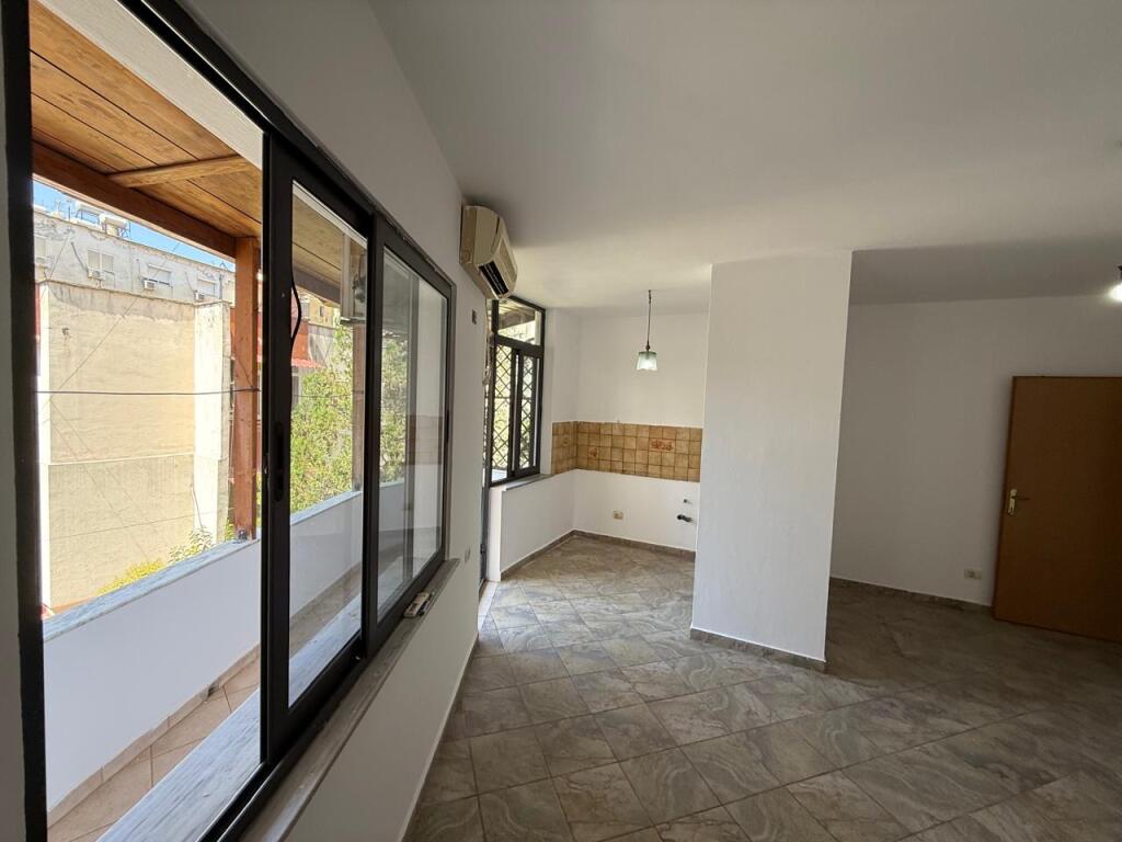Studio apartment for sale at the new market, telebingo