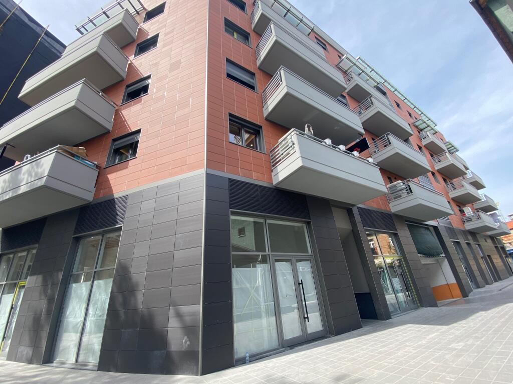 Apartment 1+1 for rent near the Mosque, Kavajes street