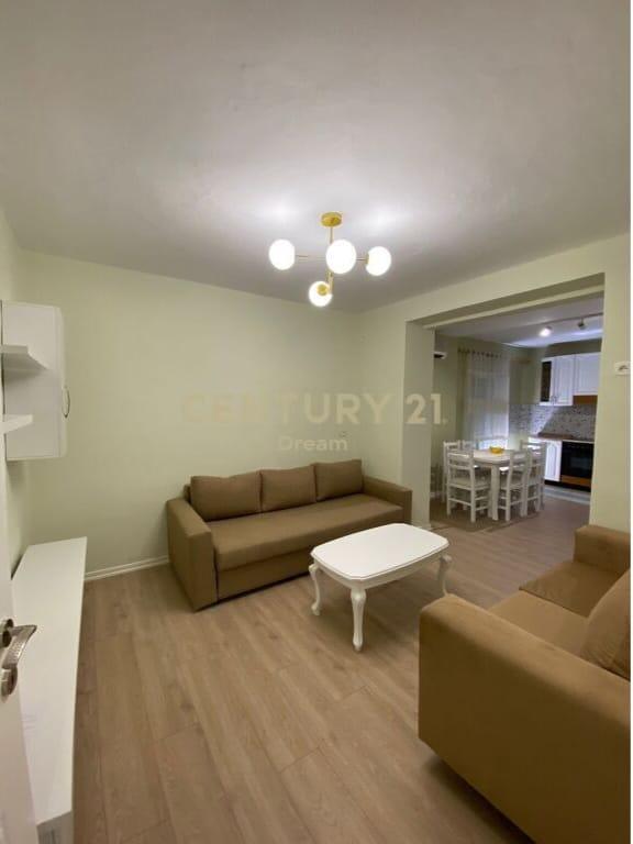 3+1 apartment for rent in Xhamllik
