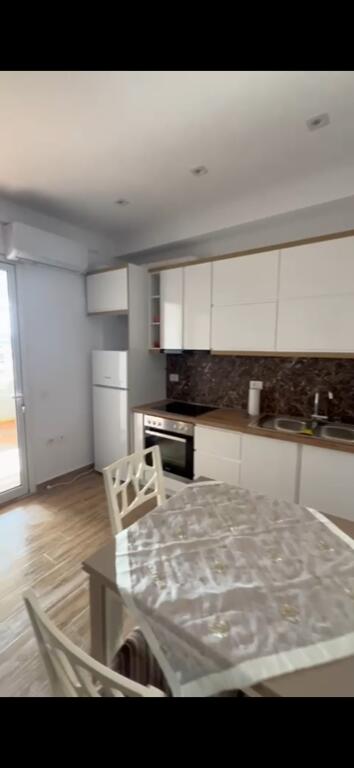 Appartamento 1+1 in affitto ad Astir 450 eu