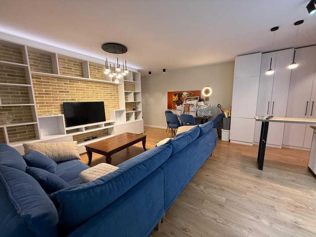  2-Bedroom + 2 Bathrooms Apartment for Sale | Near Shkoza Roundabout – Tirana
