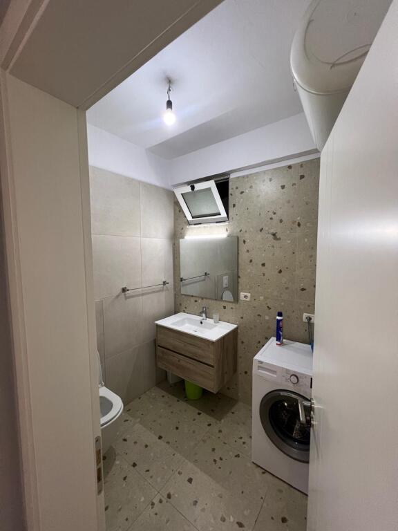*🏢 Appartamento 1+1 in vendita – Astir, Centro*
