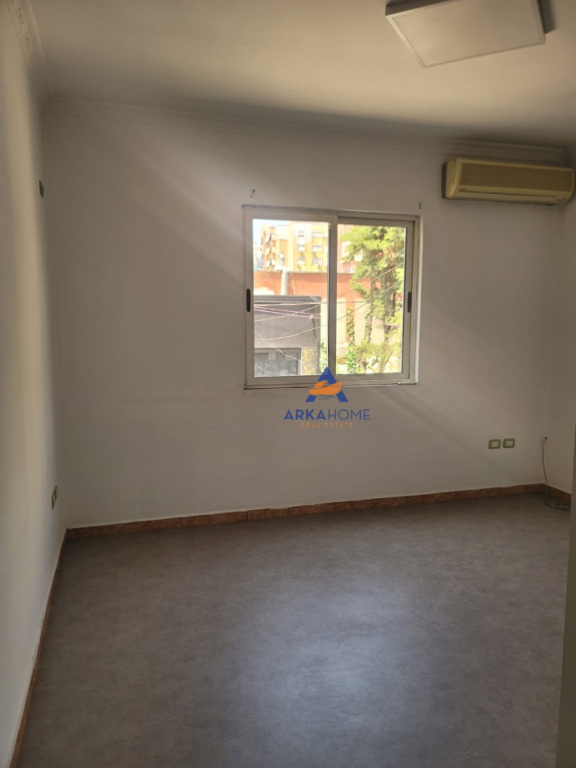 BUSINESS PREMISES FOR RENT 220M2 "DRITAN HOXHA STREET, LAPRAKE" 1600 EURO.