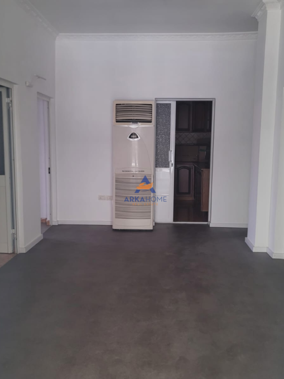 BUSINESS PREMISES FOR RENT 220M2 "DRITAN HOXHA STREET, LAPRAKE" 1600 EURO.