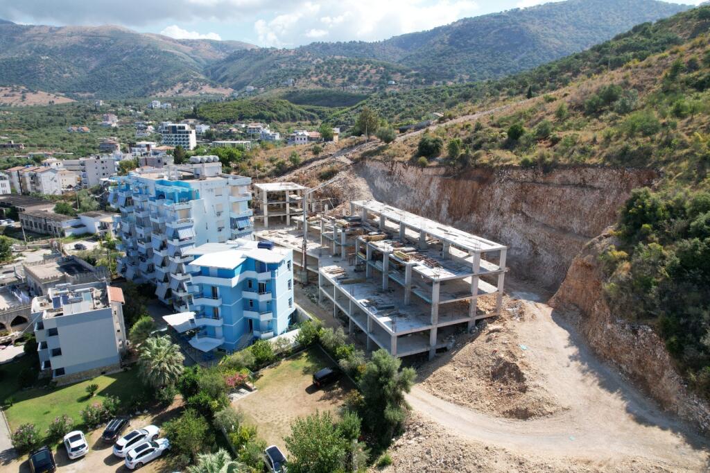 Appartamento In Vendita A Himare