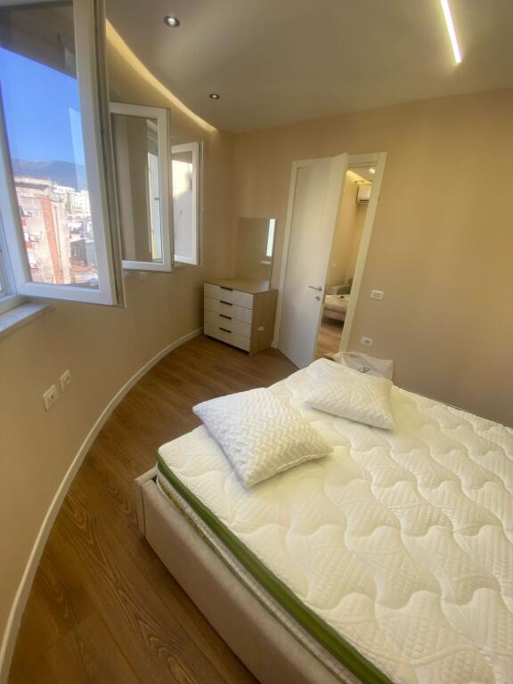 🚪Rent Apartment 1+1  📍Center, Donika Center (Near Flora Cafe)  💶Price 75,000 lek per month