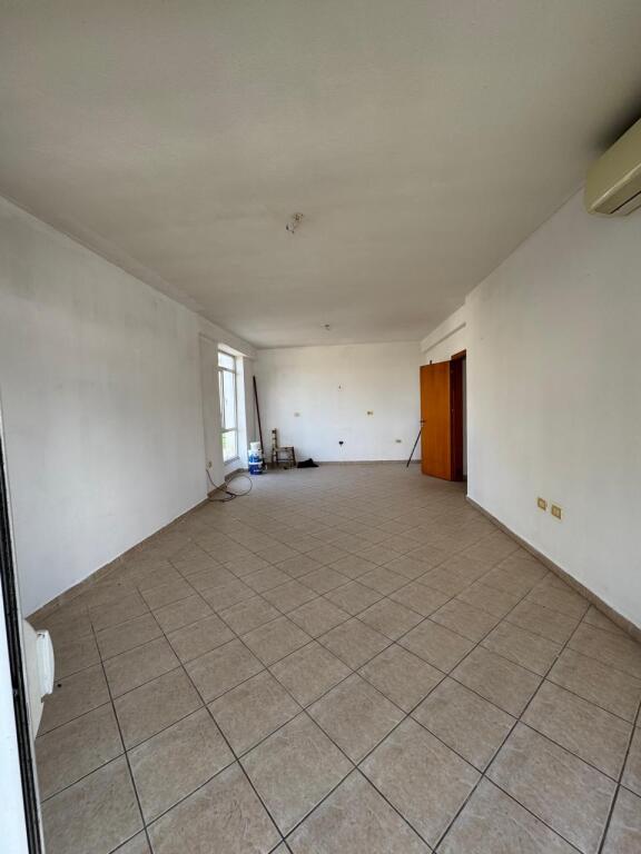 Apartment 2+1 for Sale Unaza e Re, Astir