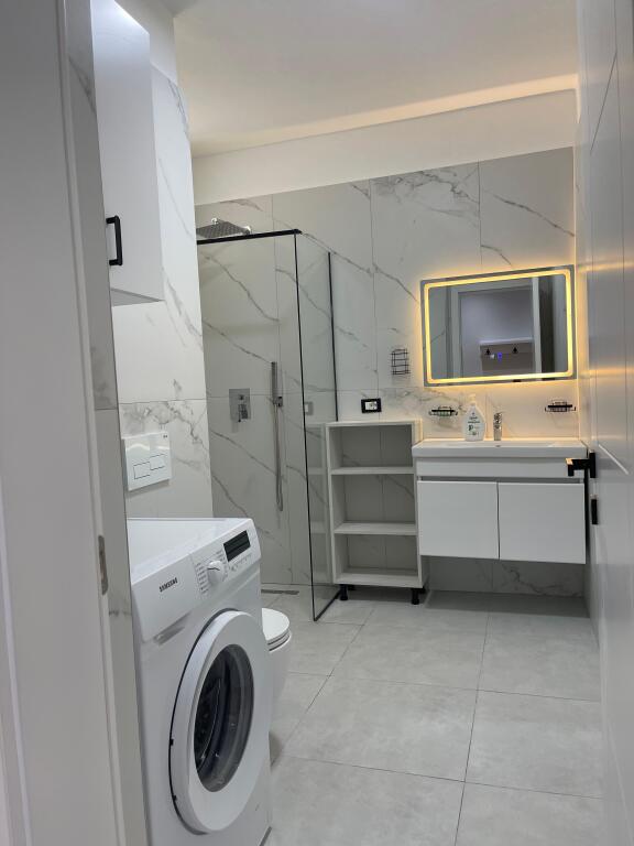 Apartament 2+1+2 rruga e kavajes
