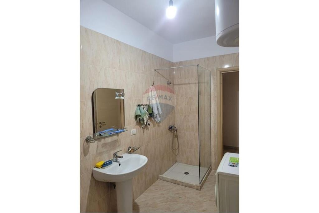 Jepet me qira apartament 1+1 ne Yzberisht !