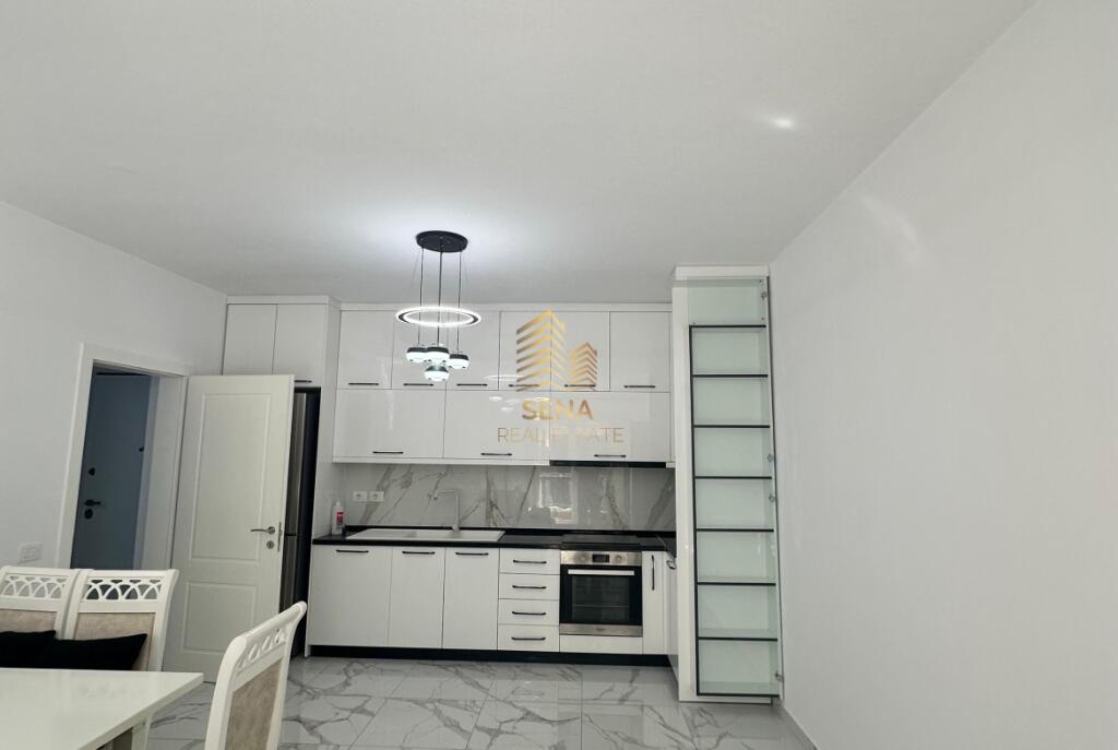 In vendita, Appartamento 2+1+2+Blk+Posto Auto, Complesso SIMA COM, 180.000 Euro
