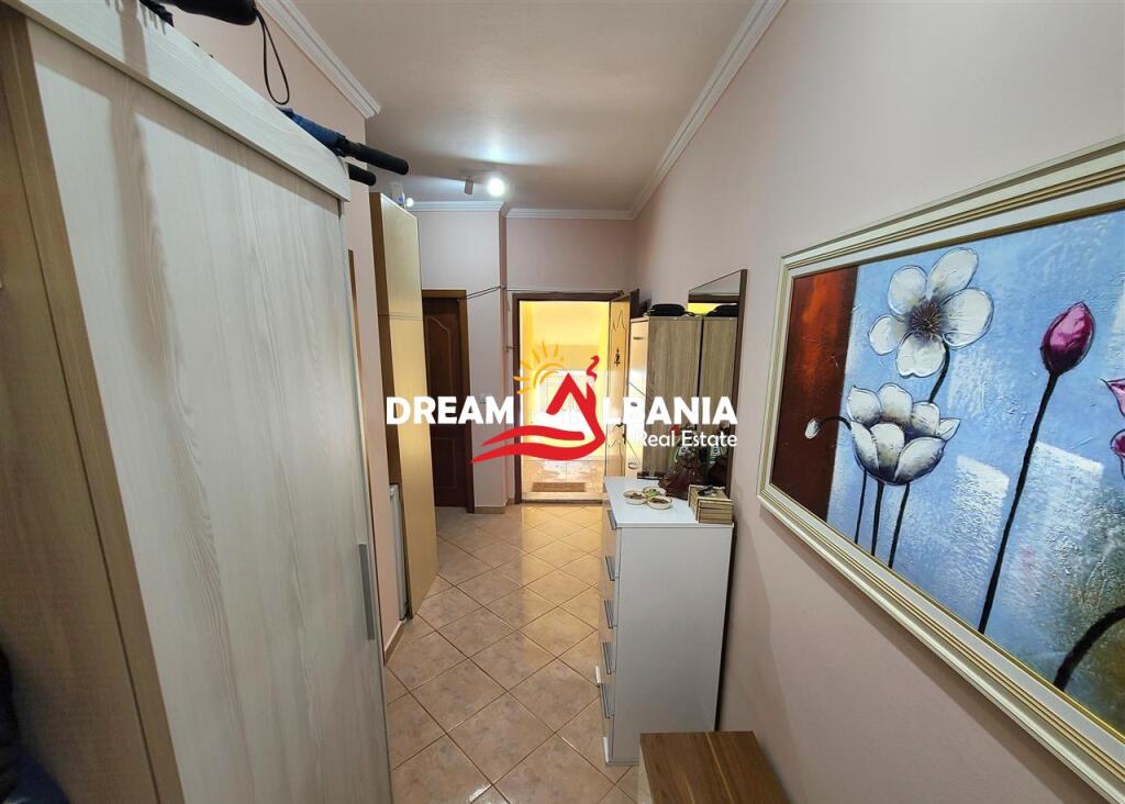 Appartamento 2+1+2Balconi in Vendita sulla Strada di Durazzo, vicino al Ginnasio Qemal Stafa (ID 41212027)