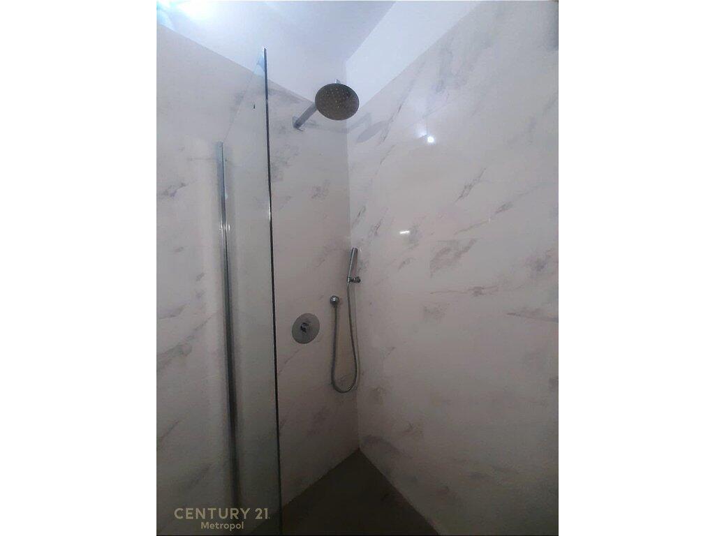 🏡 Jepet me qira shtëpi private 1-katëshe – ideale për familje ose individë