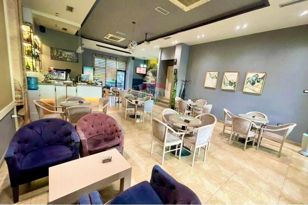 '''BAR/CAFE FOR SALE AT DIBRA STREET'''